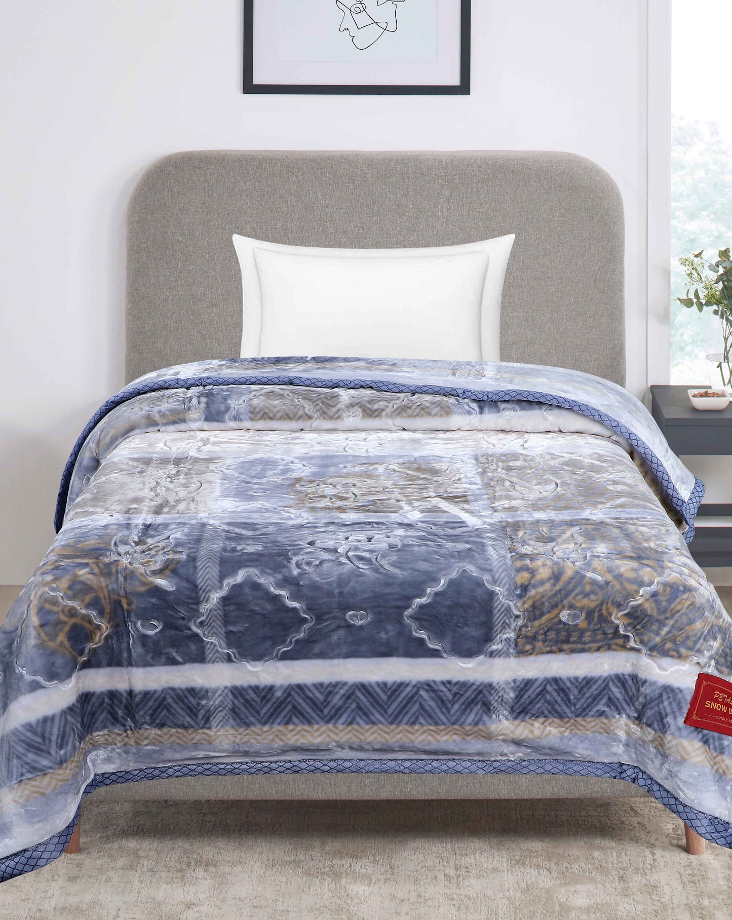 Snow Drop Single Bed Blanket (900 GSM)
