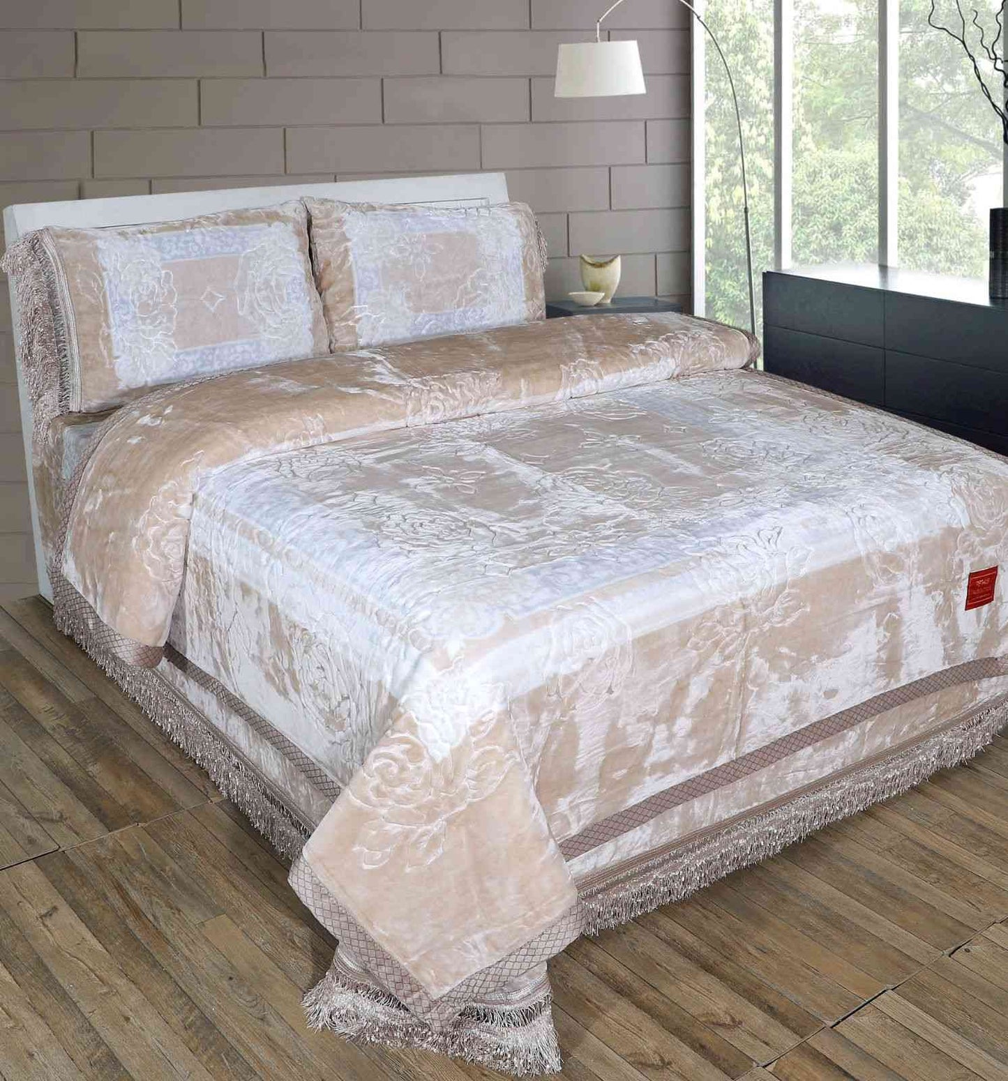 Carnation 4 Piece Bedding Set