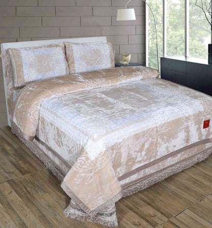 Carnation 4 Piece Bedding Set