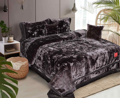 Golden Dreams 6 Piece Bedding Set